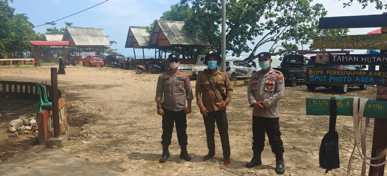KRYD Pasca Ops Ketupat Maung-2022 Polsek Bayah Polres Lebak Patroli di Pintu Masuk Wisata dan Berikan Himbaun Kamtibmas