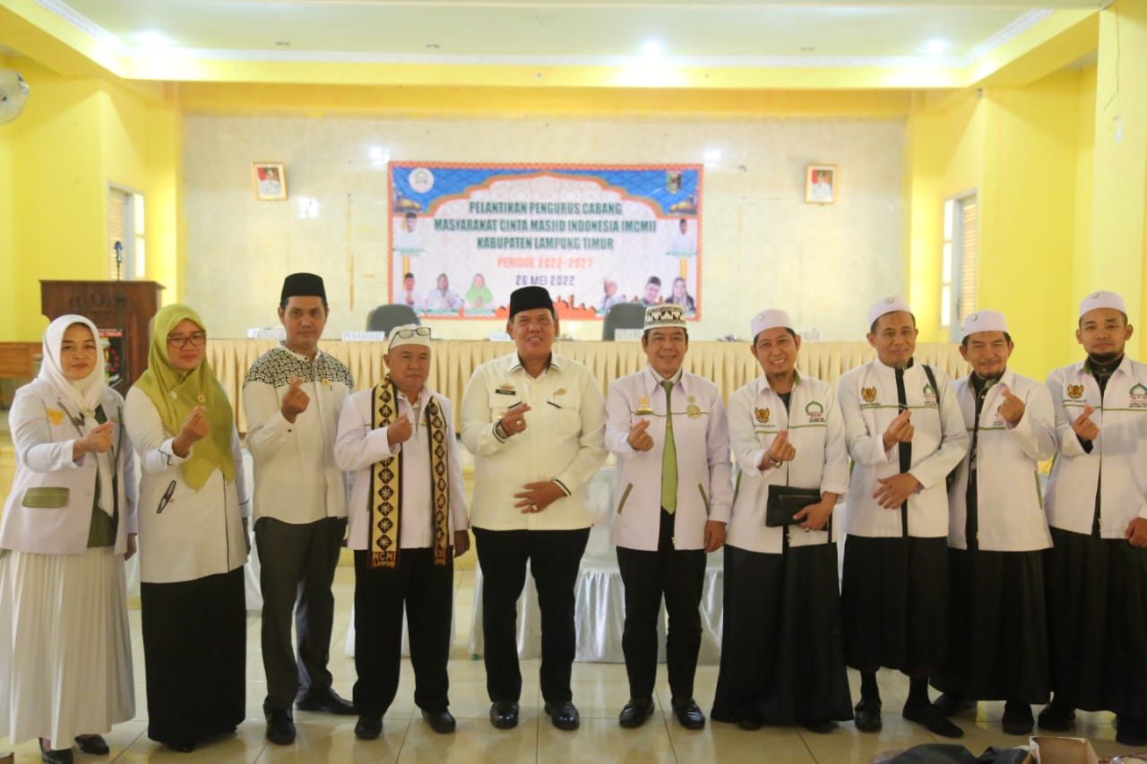 Wakil Bupati Lampung Timur Azwar Hadi hadir dalam Pelantikan Pengurus Cabang Masyarakat Cinta Masjid Indonesia (MCMI) Kabupaten Lampung Timur Masa Khitmat