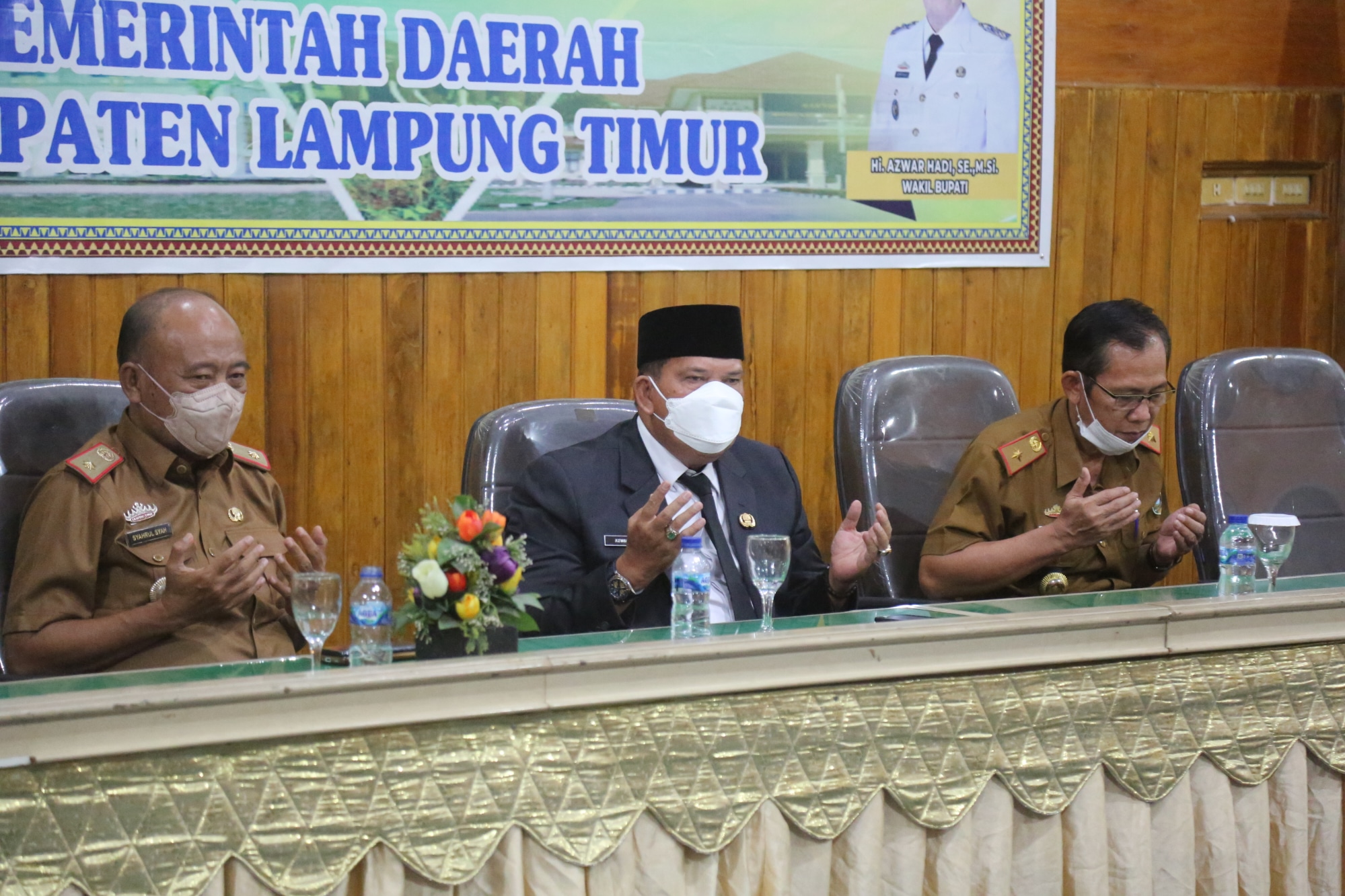 Wakil Bupati Lampung Timur Azwar Hadi Memberi Sambutan Dalam acara Pengambilan Sumpah dan Pelantikan Pejabat Administrasi ke Penjabat Fungsional di Lingkungan