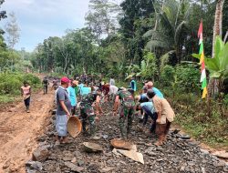 Meski Terkendala Cuaca, Satgas TMMD 113 Kodim 0601/Pdg, Tetap Bekerja