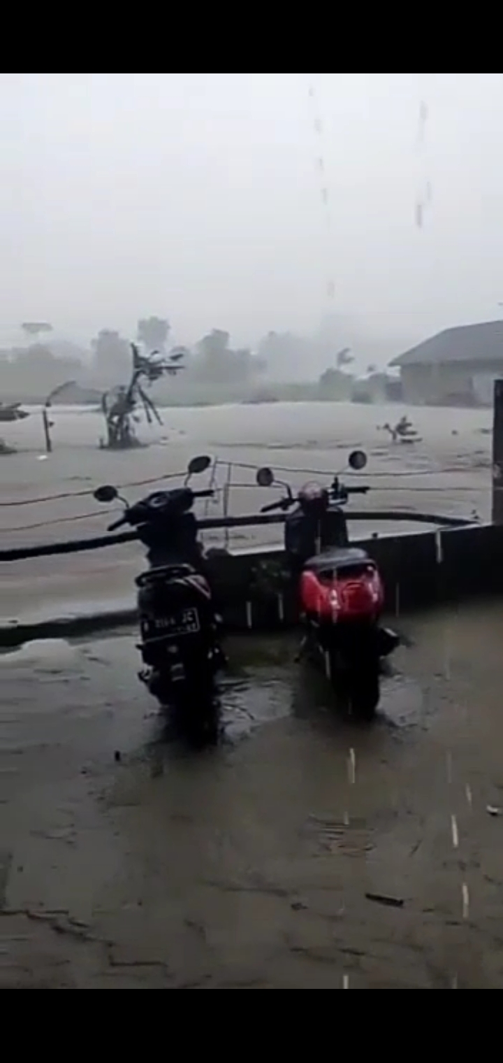 Banjir Bandang Di Kecamatan Mandalawangi, Kabupaten Pandeglang Banten