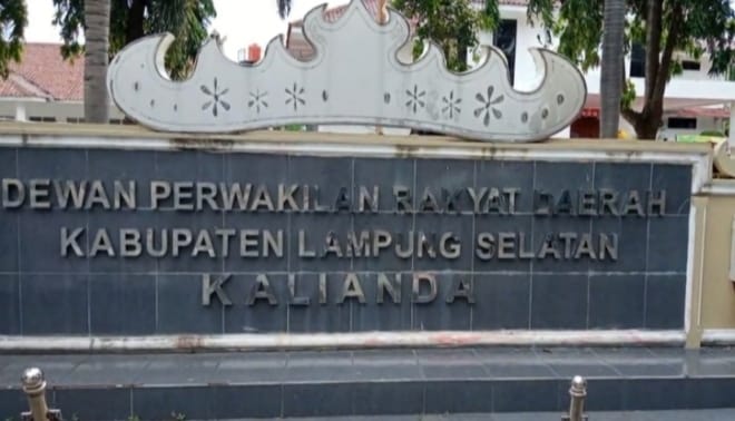 Oknum Sekdes Mandah Diduga Halangi Wartawan Meliput, DPRD Lampung Selatan Bertindak