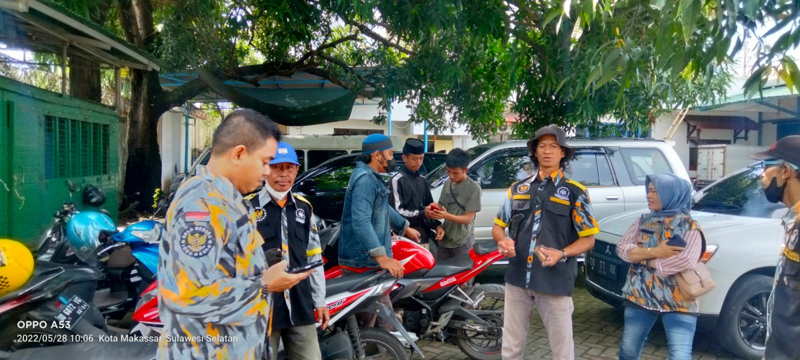 Tim Khusus LSM GMBI Distrik Kota Makassar Mempertanyakan Soal Pemutusan Kontrak Kerja Terhadap 3 Karyawan Di PT Mahameru Mitra Makmur.