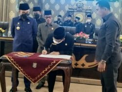  Sidang Paripurna DPRD Kabupaten Way Kanan tentang Pengesahan Raperda Pertanggujawaban APBD Tahun 2021