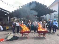 Dalam Rangkaian HBA ke-62, Kejari Belitung Musnahkan Barang Bukti Inkracht