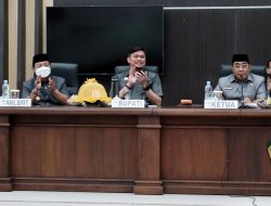 Bupati Gowa Serahkan Ranperda Pertanggujawaban Pelaksanaan APBD Tahun Anggaran 2021 ke DPRD