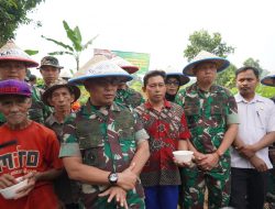 Jaga Ketahanan Pangan, Danrem 064/MY Tanam Jagung Bersama Masyarakat