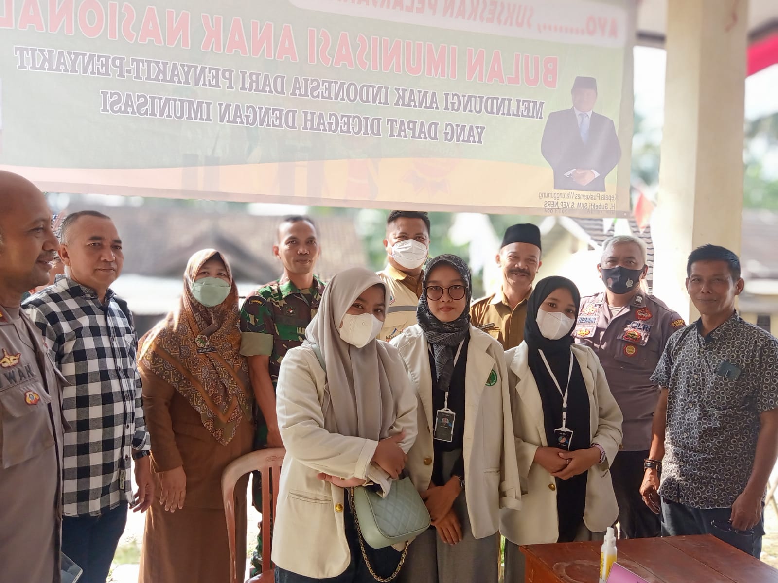 Kanit Intelkam Polsek Warunggunung beserta personil menghadiri BIAN (Bulan Imunisasi Anak),di Desa Wilayah Kecamatan Warunggunung