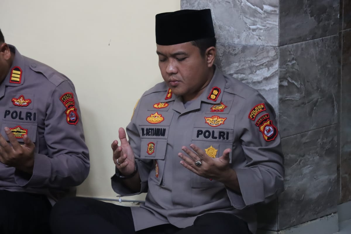 Hijrah ke Yang Lebih baik, Personel Polres Lebak Polda Banten laksanakan Ngaji Bareng Kapolres