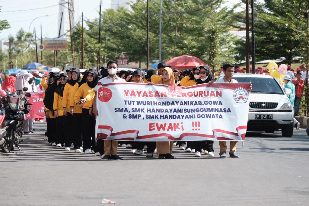 Lepas Gerak Jalan Santai Antar SKPD, Bupati Gowa Harap Perkuat Kekompakan dan Kebersamaan