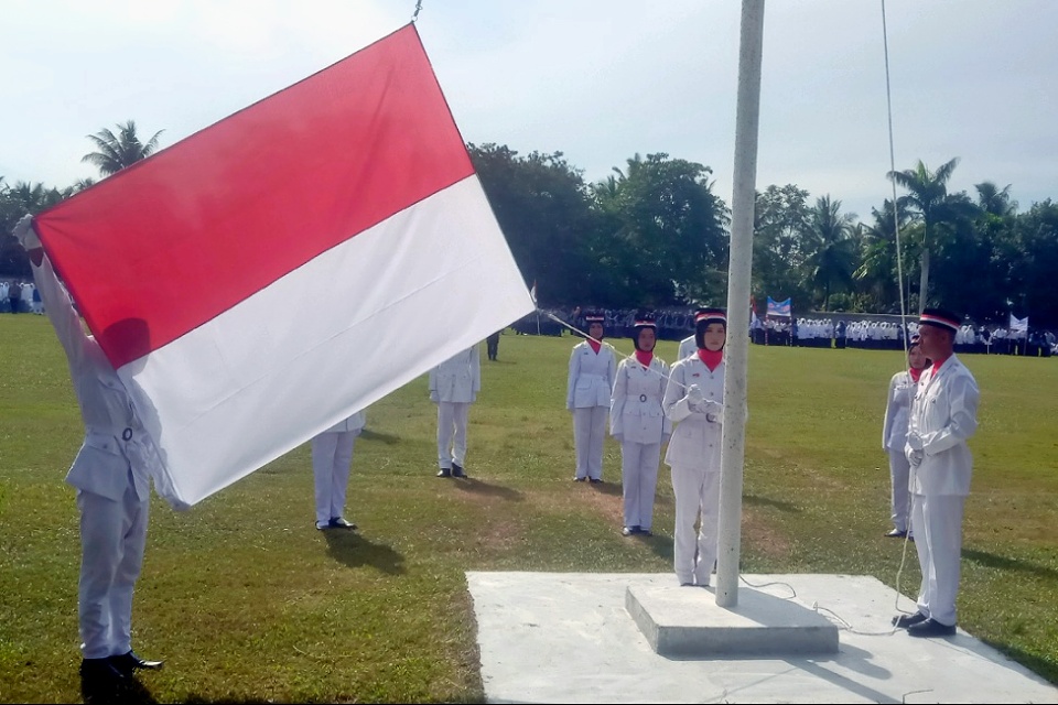 Khitmad, Camat Julok Pimpin Upacara HUT RI Ke-77 Tahun 2022