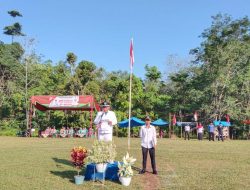 Kepala kampung Sriwijaya Antoni Nasir Gelar Upacara di lapangan Guna peringati HUT kemerdekan RI yang ke-77