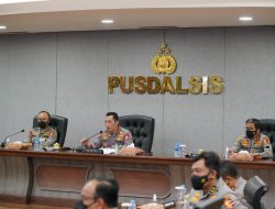 Kapolri: Raih Kepercayaan Publik untuk Terus Kawal Kebijakan Pemerintah 