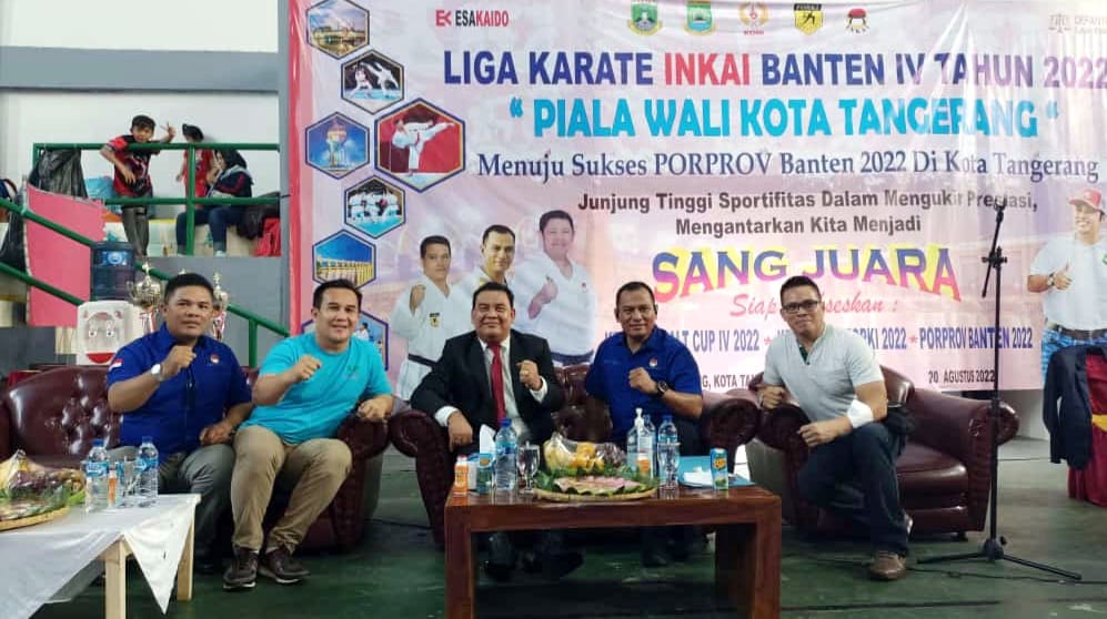 Danramil 0219/Cikande Sekaligus Ketua Umum Inkai Banten Dampingi Walikota Tangerang Buka Kejuaraan Liga Karate Inkai Banten Ke-IV Tahun 2022