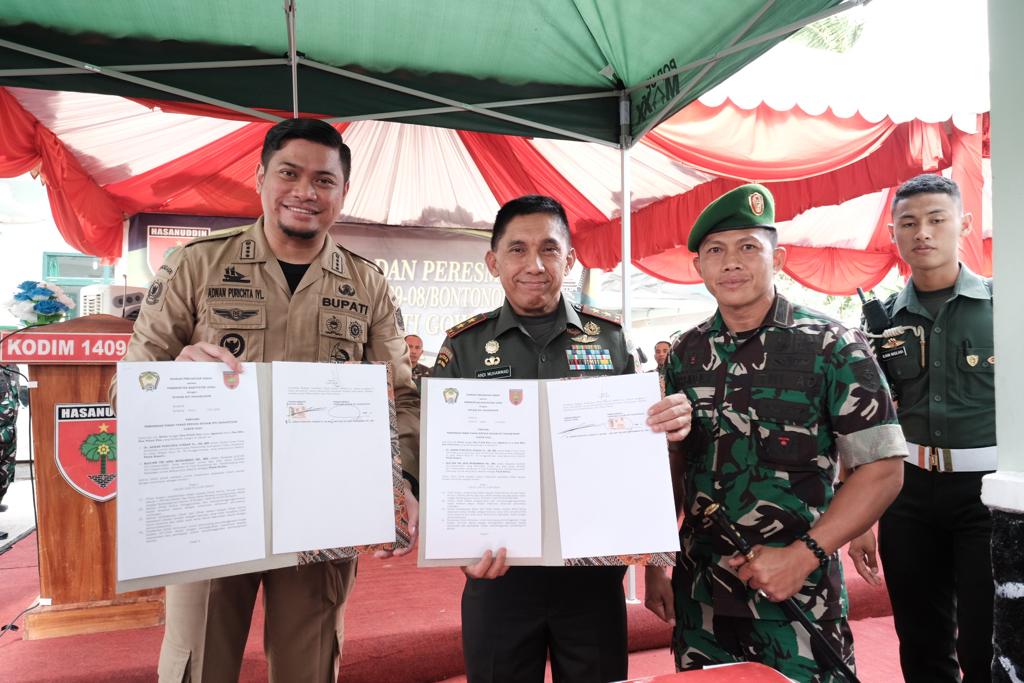 Bupati Gowa Dampingi Pangdam XIV Hasanuddin Resmikan Koramil Bontonompo