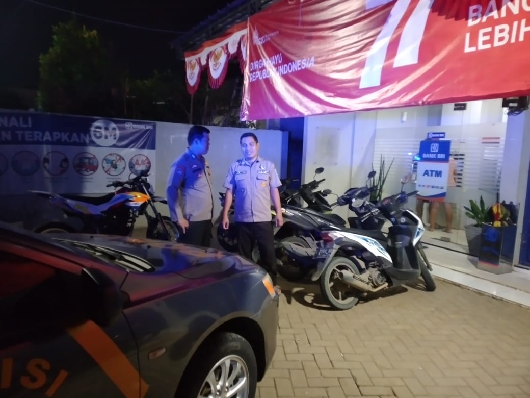 Personil Polsek warunggunung Polres Lebak Giat Patroli obyekvital dan patroli Dialogis