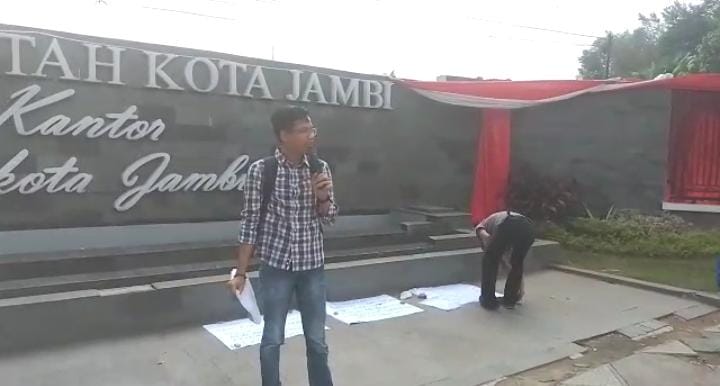 Walikota Jambi, Kepala BPKAD, Kadis PUPR, Kepala UKPBJ Akan Dilaporkan Ke Polisi Terkait Dugaan Pengrusakan Graha Lansia 