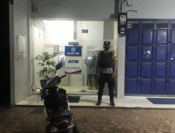 Personil Polsek warunggunung Polres Lebak Giat Patroli Waralaba dan obyekvital untuk Antisipasi 3 C ( Curas,Curat dan Curanmor ) di Wilayah kecamatan Warunggunung