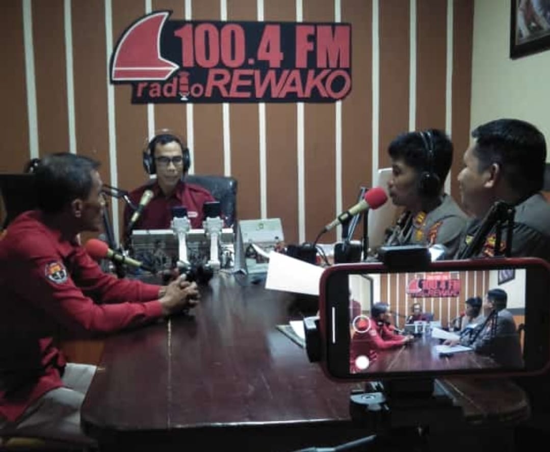 Jaring Peminat Rekrutmen Tamtama Polri T.A 2023, Kasubag Binkar Bag SDM Polres Gowa Sosialisasi Lewat Radio