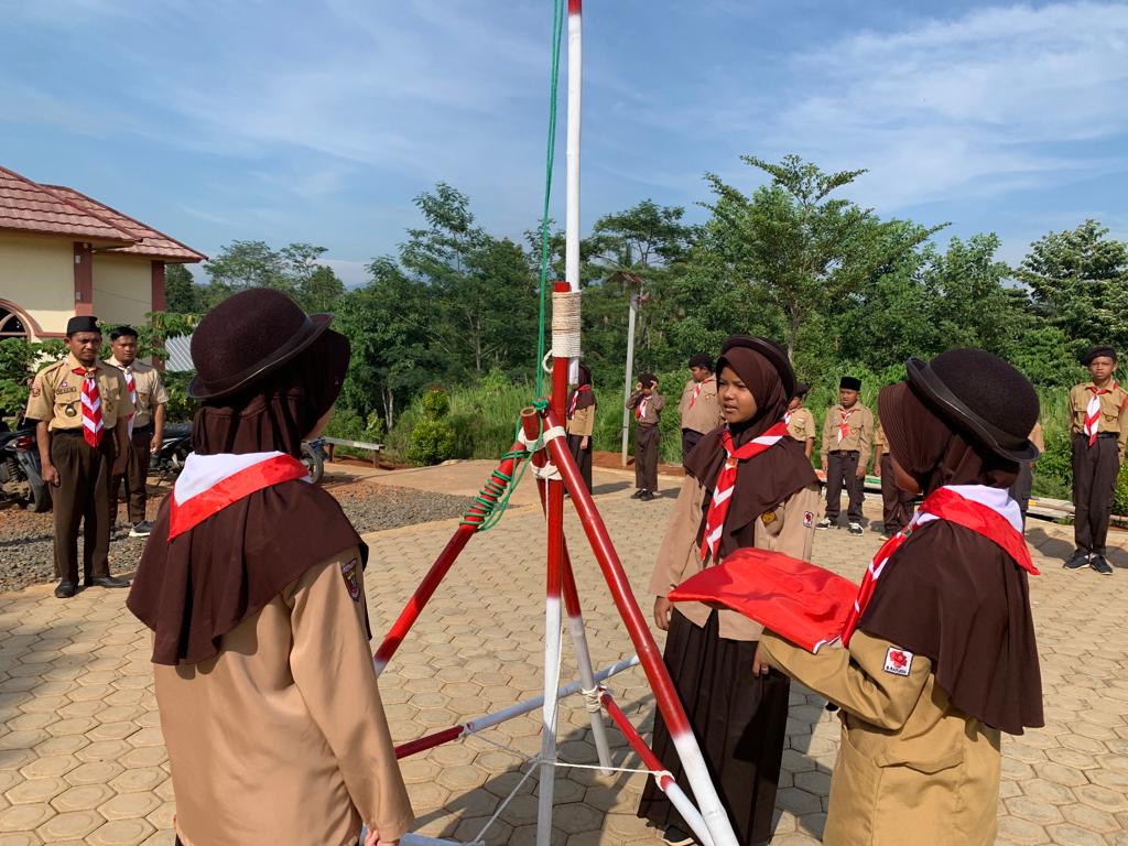 Latihan Pramuka Nomor Gugus Depan Pangkalan SD IT Insan Cendekia Kwartir Ranting Kecamatan Bukit Kemuning lampung Utara