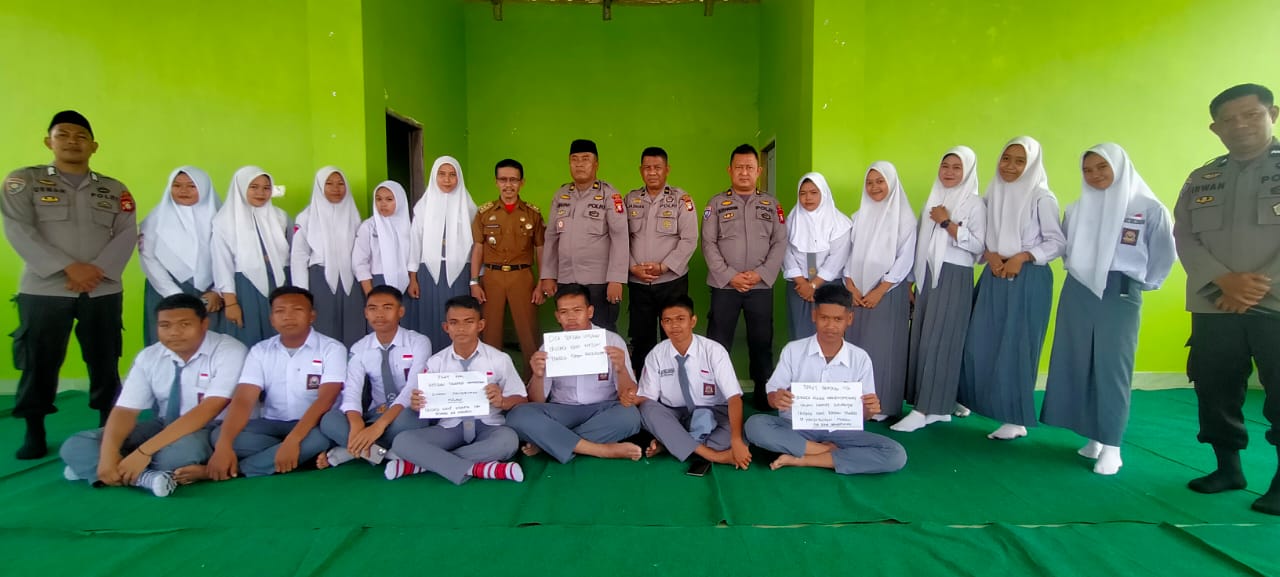 Kasat Binmas Polres Gowa Binluh di SMA Negeri 20 Pallangga, Ini Yang Disampaikan