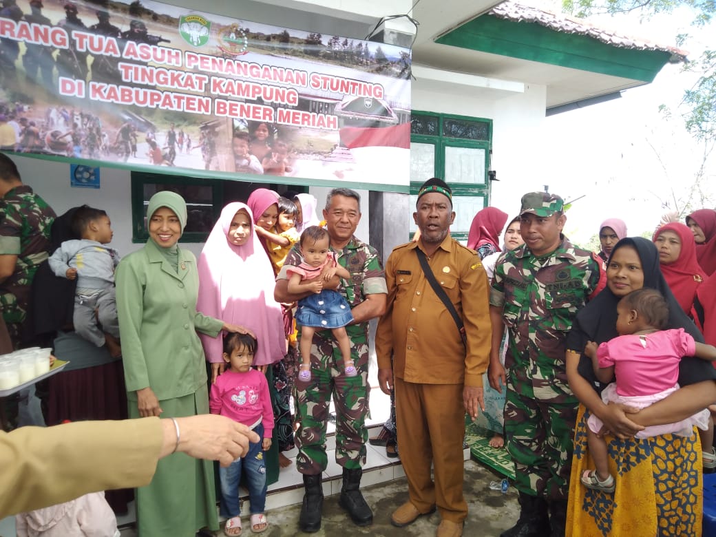 Orang Tua Asuh Stunting Tinjau Posyandu di Syura Jadi