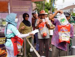 HUT TNI ke 77 dan Jumat Berkah, Ajenrem 064/MY Ajendam III/Slw, Berbagi Itu Indah