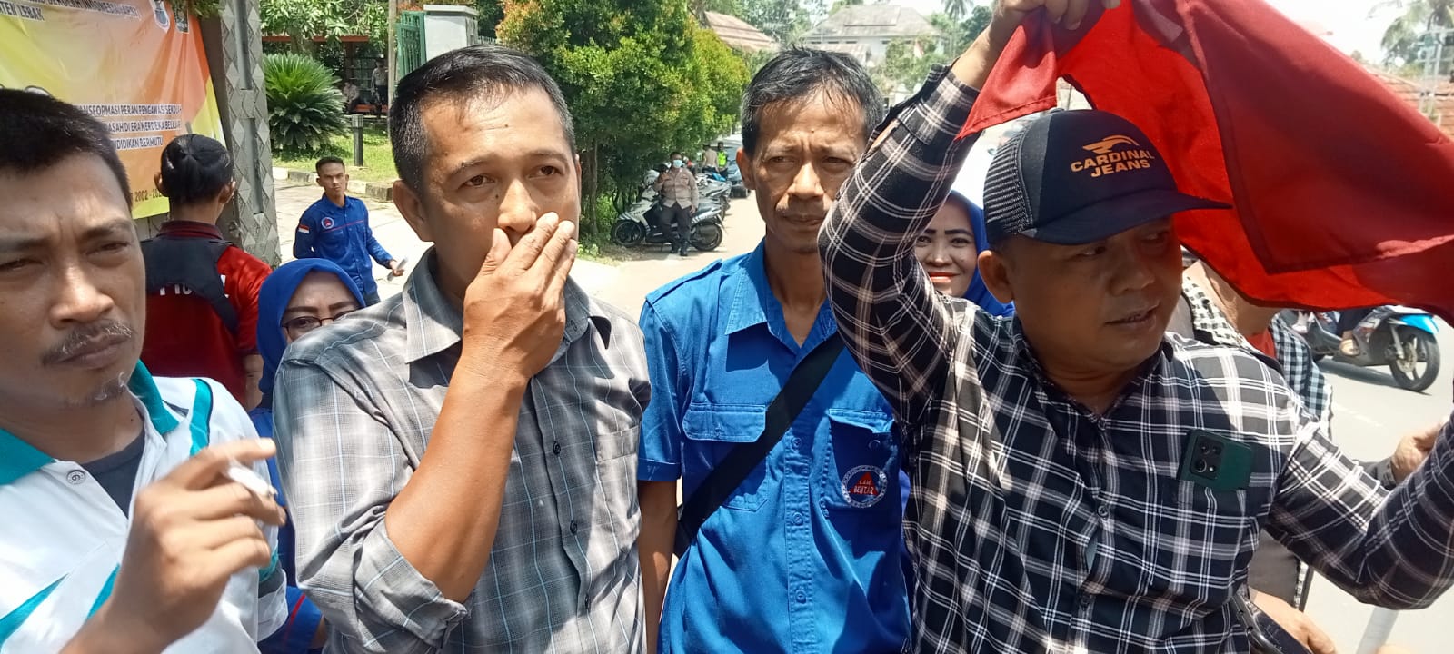 Dinilai Lemah Dalam Pengawasan Pembangunan Rehab SMP, Dindik Lebak Didemo KRL   