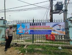 Cegah Pelanggaran, Satgas Preemtif Ops Zebra Maung 2022 Polres Lebak pasang Spanduk Himbauan Kamseltibcar Lantas