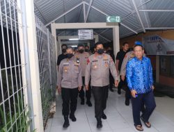 Kapolda Sulsel Datangi RS.Dadi, Jenguk Oknum Polri Yang Coret Dinding Mapolres Luwu