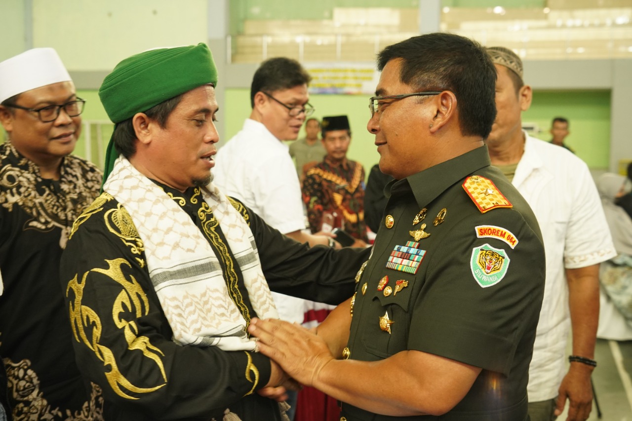 Komsos Dengan Komponen Masyarakat, Brigjen TNI Tatang Subarna Ajak Majukan Banten