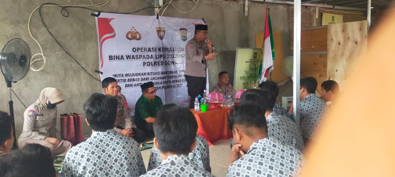 Sat Binmas Polres Gowa Laksanakan Operasi Bina Waspada Lipu 2022 – Covid 19 Di MA Aisyiah Sungguminasa