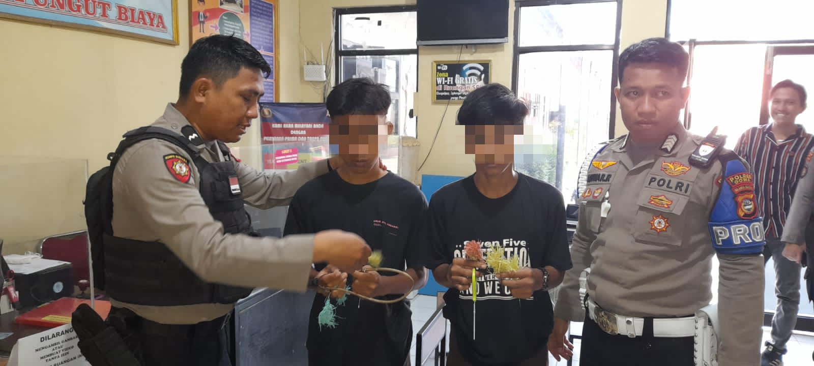 Dicurigai Saat Berkendara, Dua Pelajar SMK Bawa Busur di Gowa Diamankan Polisi