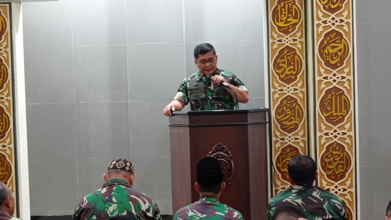 Brigjen TNI Tatang Subarna Kultum Selepas Sholat Dzhur Berjamaah