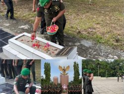 Memperingati HUT Penerbad yang ke-63 Skadron-12/Serbu dan Lanudad Gatot Soebroto mengadakan Ziarah dan tabur bunga di Taman Makam Pahlawan