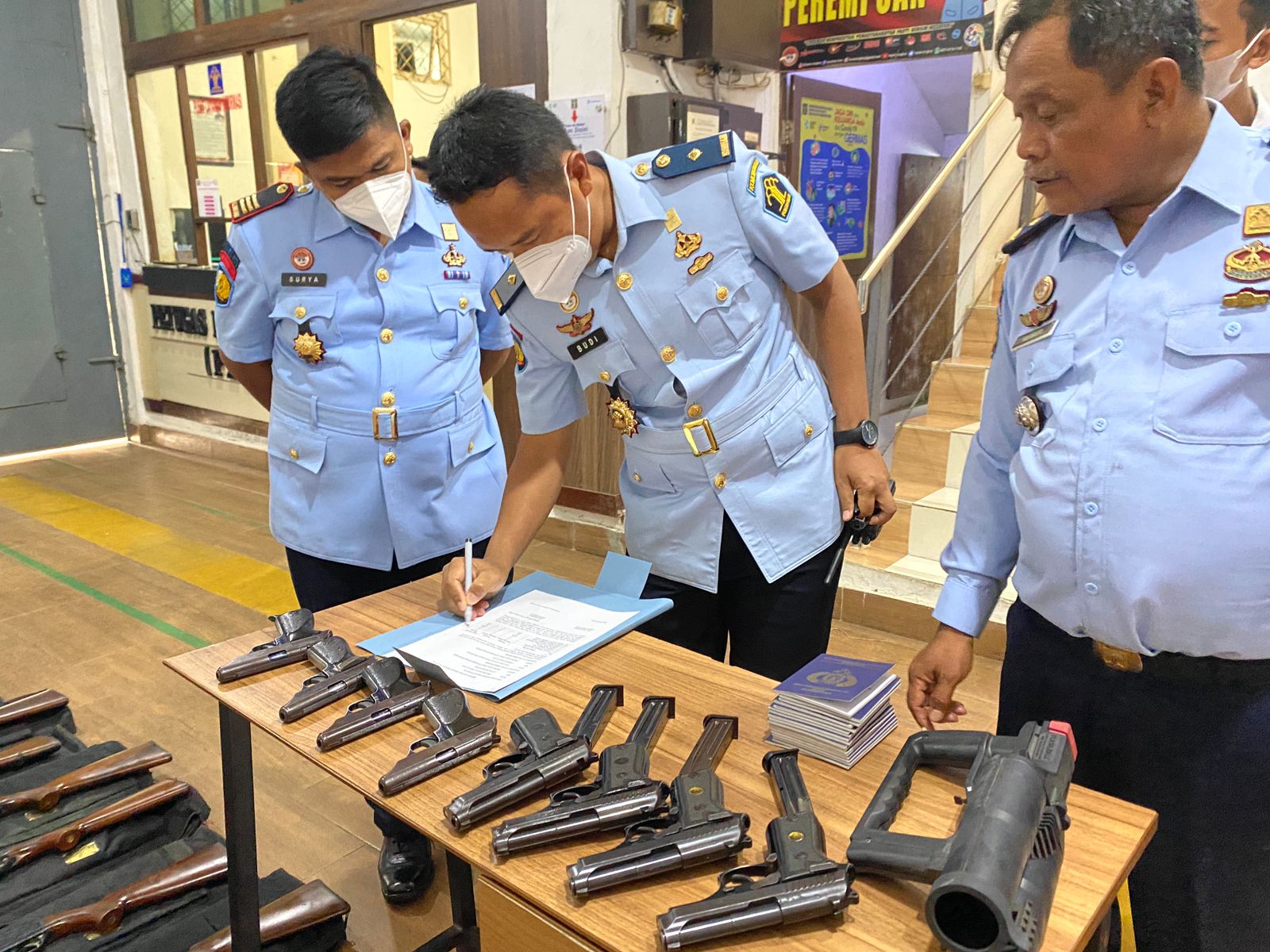 Didampingi Budi Ruswanto, Kalapas Baru Lapas Rangkasbitung Cek Fisik Bangunan dan Senpi