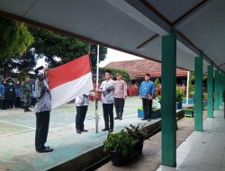 Kapolsek sajira Menghadiri Kegiatan Upacara Hari Pahlawan nasional di Lapangan SDN 1 Sajira Kecamatan Sajira