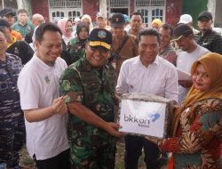 Danrem 064/MY Bersama Pj Gubernur Lakukan Penanganan Stunting dan Penyaluran Bantuan Sosial Di Pulau Terdepan Provinsi Banten