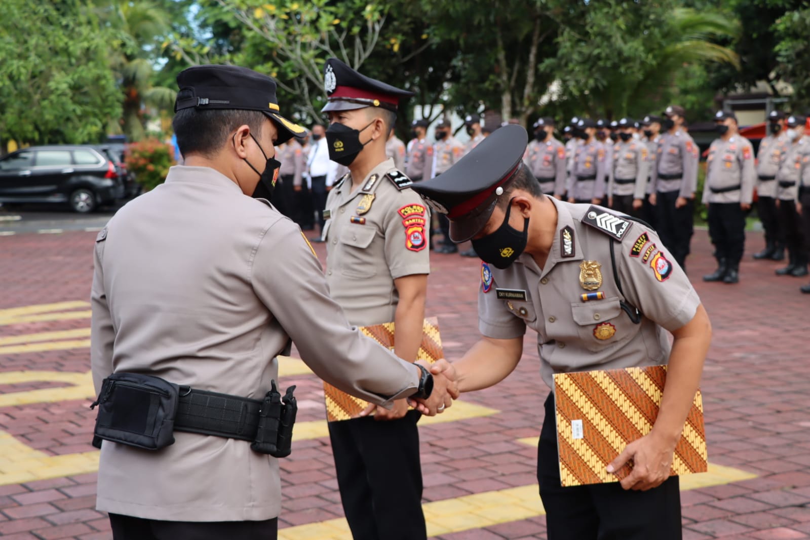 Kapolres Lebak berikan Penghargaan Best Police Of the Month dan Personil Peduli Penyandang Disabilitas