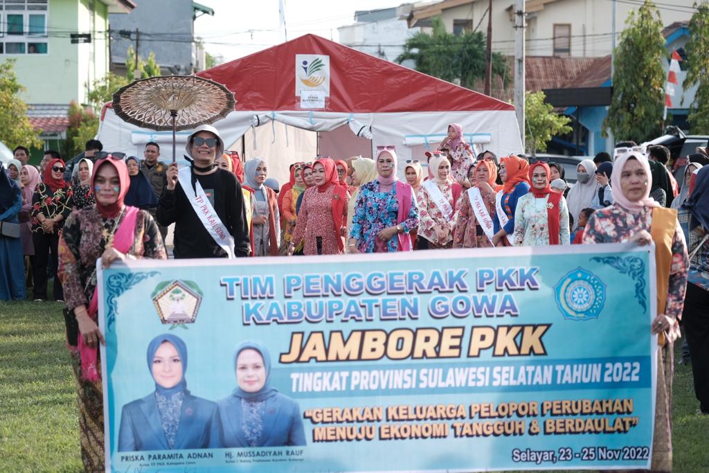 Ikut Jambore PKK Sulsel, Devile PKK Gowa Usung Konsep Nusantara