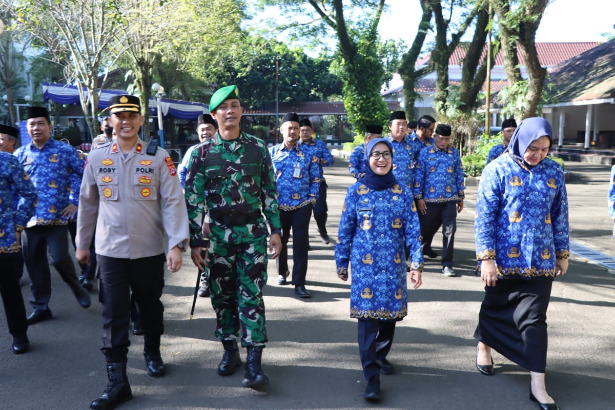 Wakapolres Lebak Hadiri Upacara Peringati HUT Korpri ke 51, HGN ke 77, HKN ke 35 dan Hari Bhakti PU ke 77