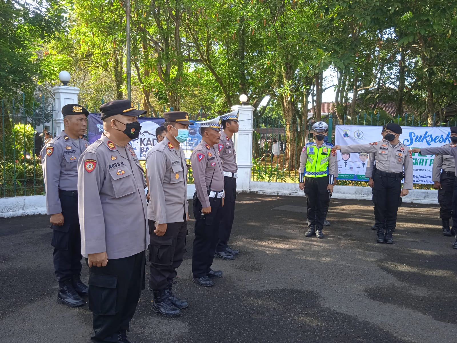 Pastikan Aman, Polres Lebak lakukan Pengamanan Pelantikan Kades Terpilih Pilkades Serentak Tahun 2022