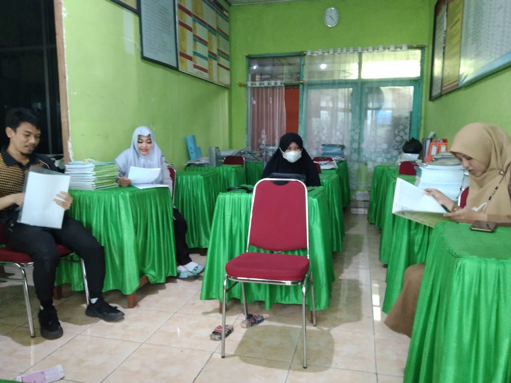 UPT SPF SDN Barombong telah laksanakan imunisasi (BIAN)