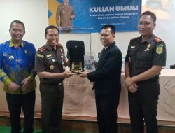 Kepala Kejati Kalbar Sampaikan Kuliah Umum di Kampus IMD.Kom Bengkayang