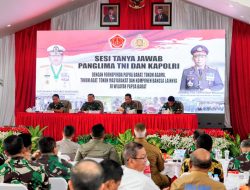 Silaturahmi Bareng Masyarakat di Papua Barat, Kapolri: TNI-Polri Solid dan Siap Kawal Program Pemerintah