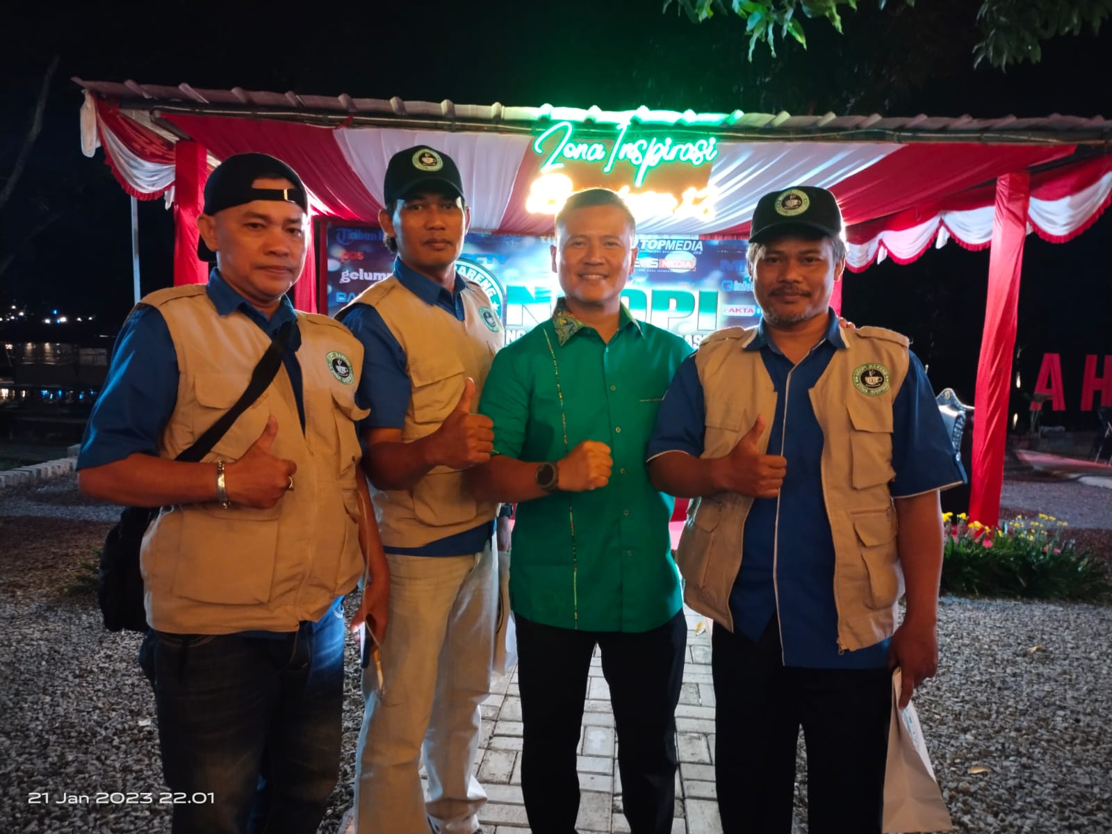 Sinerginitas Insan Pers Dengan Komandan Grup Dan Grup 1 Kopasus Bertemakan Ngopi Bareng 5117