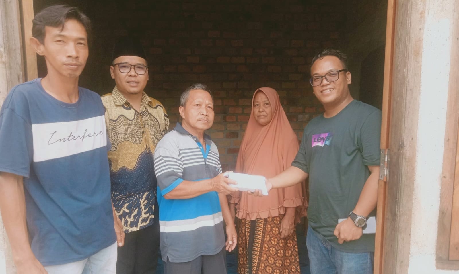 Bank Sumsel Babel Kucurkan Bantuan CSR untuk Korban Kebakaran, Berkat Perjuangan Ketua Fraksi Gerindra DPRD Kabupaten OKI.