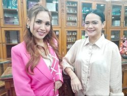 Rahasia Cantik :Shezy Idris dan Cut Mila Merawat Diri Di Klinik Bedah Inov Glow