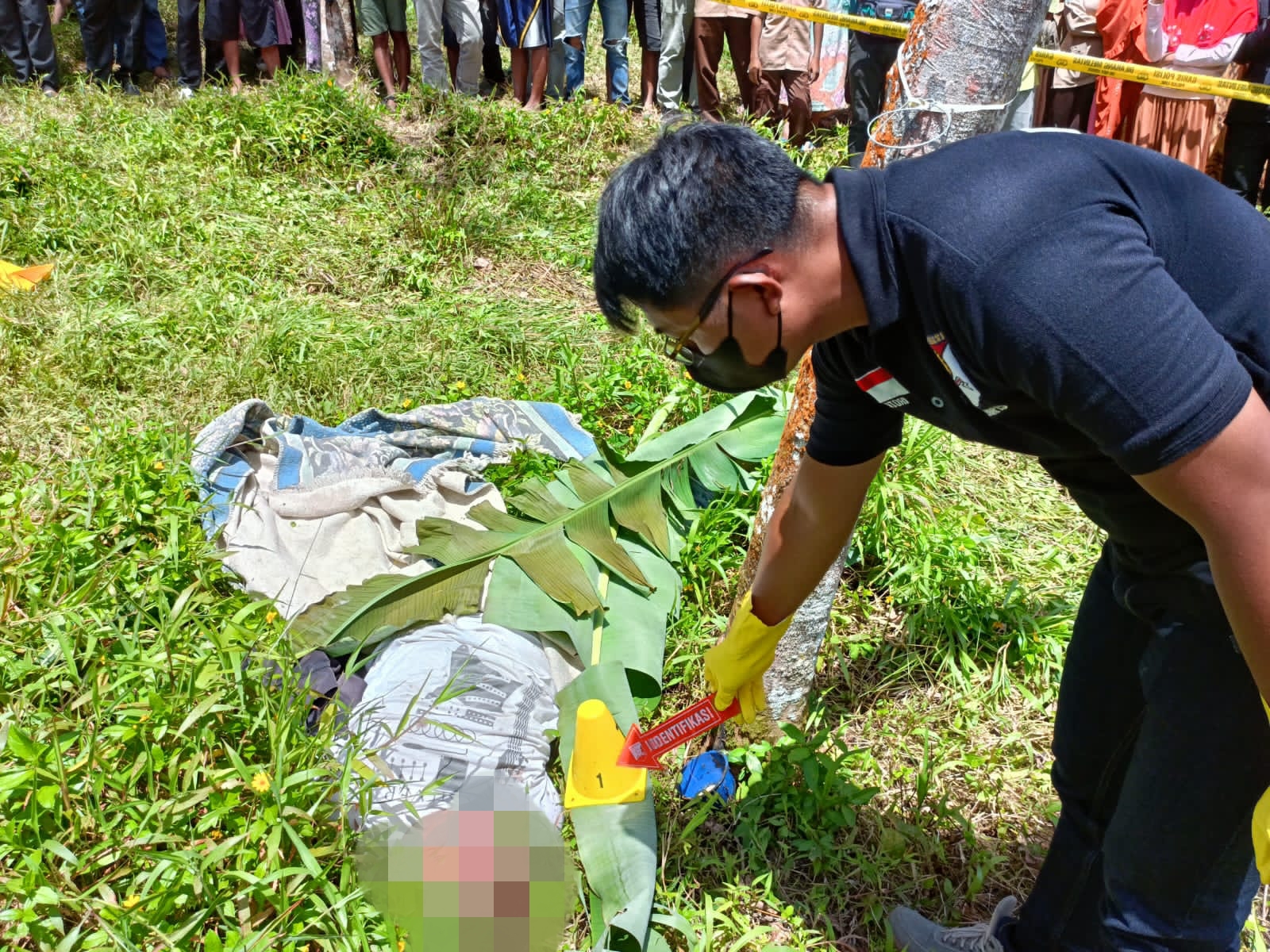 Penemuan Dua Sosok Mayat di Kebun Karet Cijaku, Sat Reskrim Polres Lebak Lakukan Olah TKP