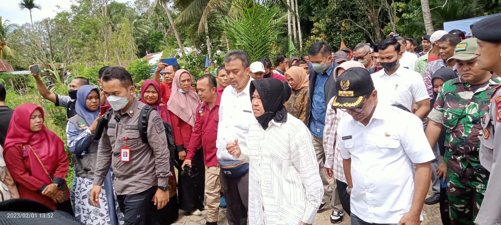 Diduga Pihak Dinsos Aceh Timur Tidak Siap, Wartawan Ini Bingung,Saat Dihalangi Sesi Tanya Jawab Dengan Menteri Risma 